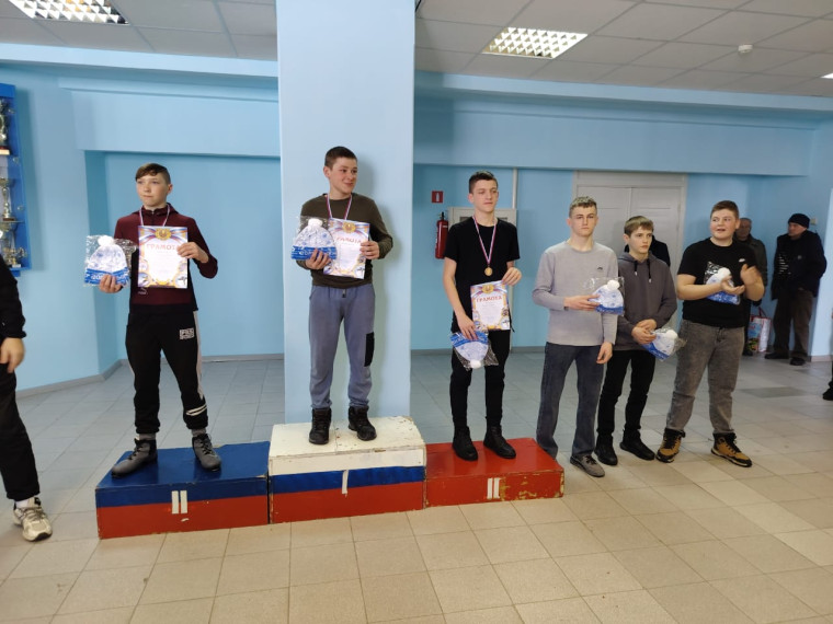 Лыжные гонки среди школ района.